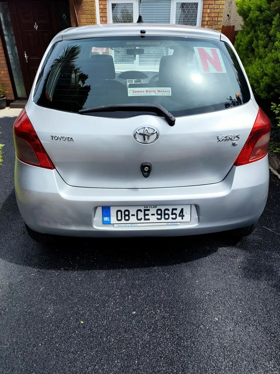 Toyota Yaris 2008 - Image 2