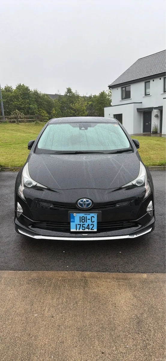 toyota prius 2018 - Image 1