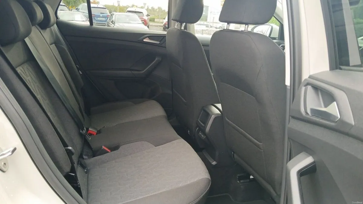 Volkswagen T-Cross  Edition 75 1.0 TSI M5F 95HP ** - Image 6