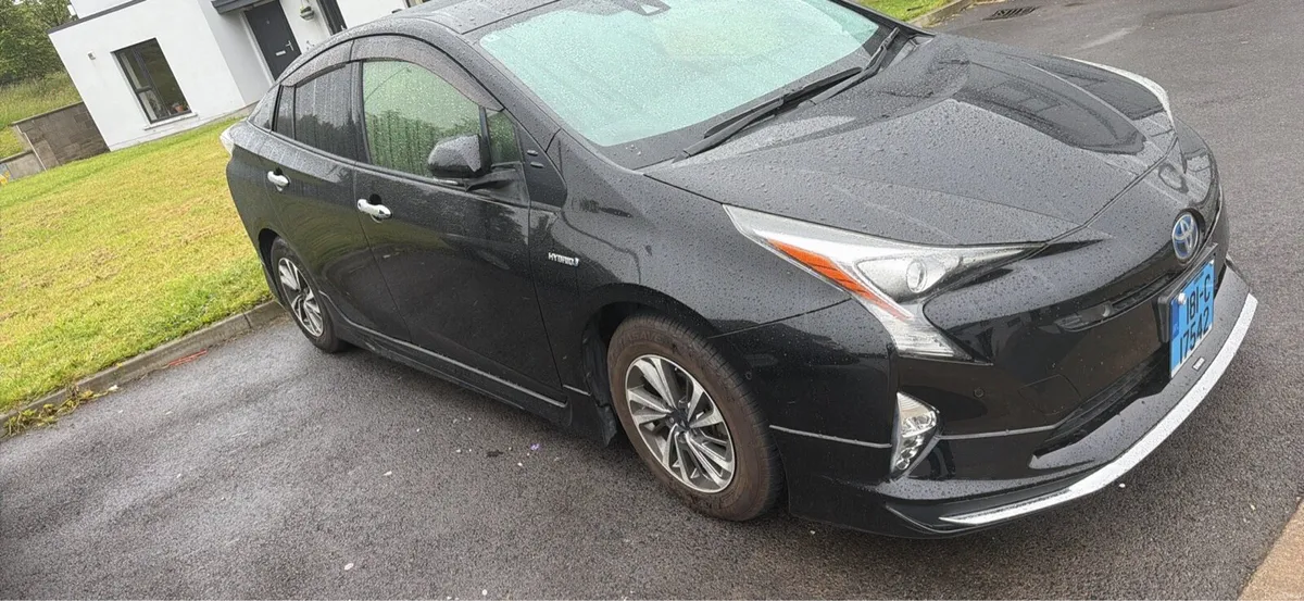 toyota prius 2018 - Image 3