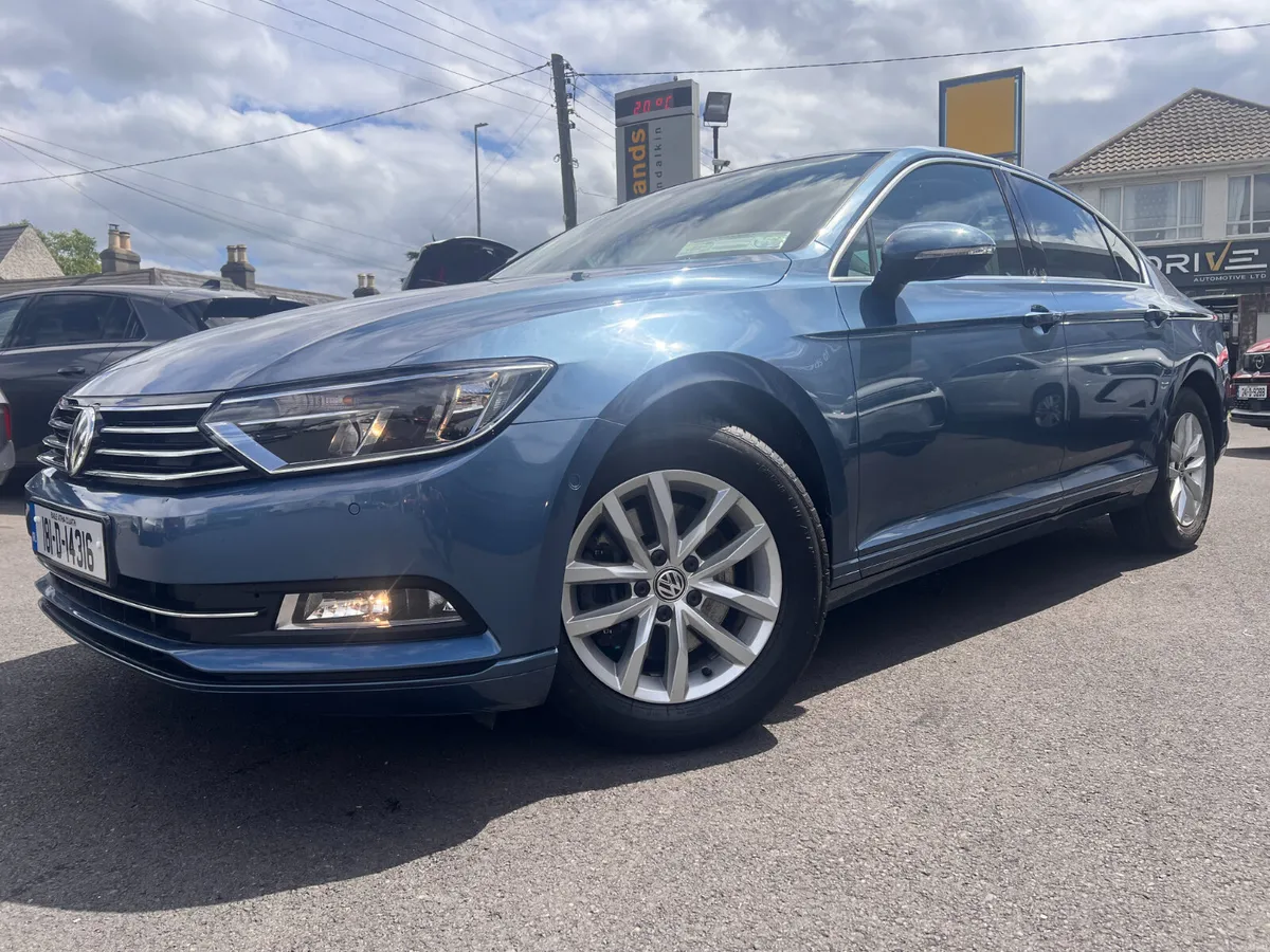 *ONLY 61,000 Kms* Comfort Line 1.6 TDI Manual **Fi - Image 2