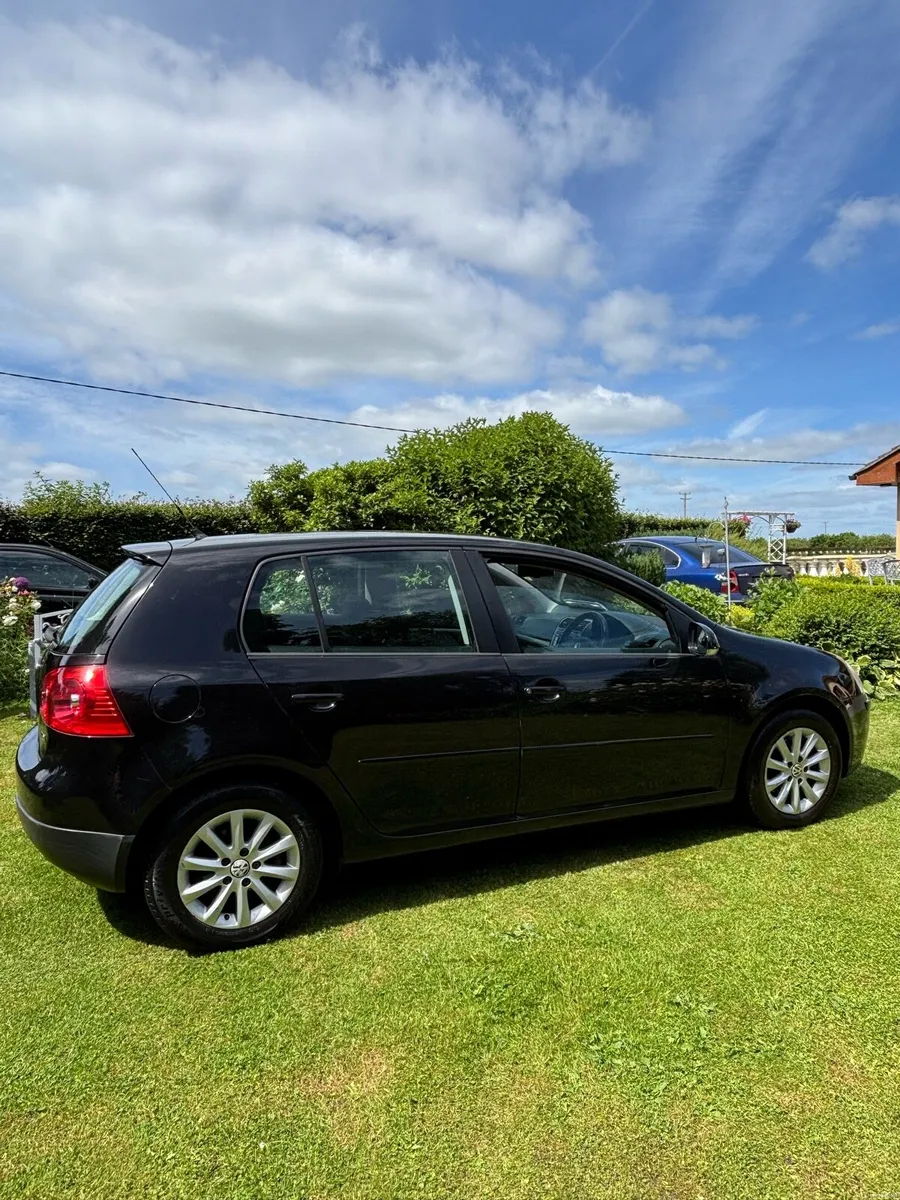 VW Golf Mk5 - Image 2