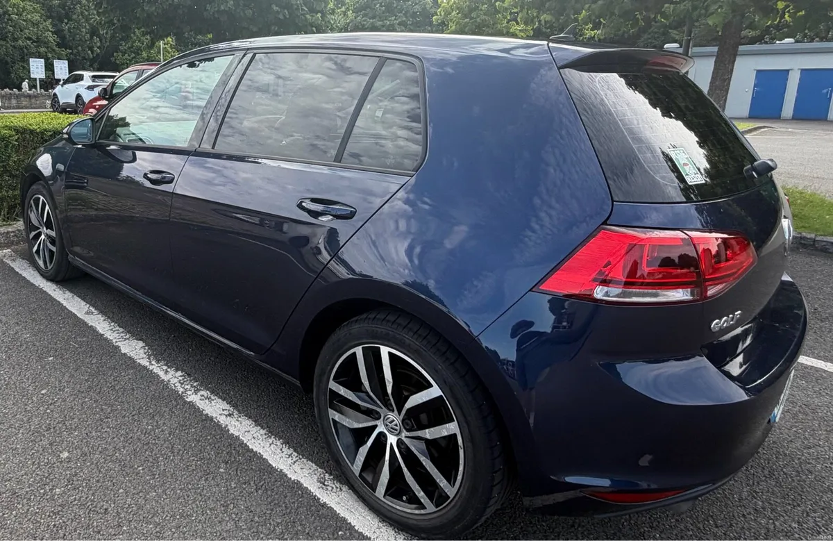 Volkswagen Golf 1.4 TSI Automatic Highline - Image 4