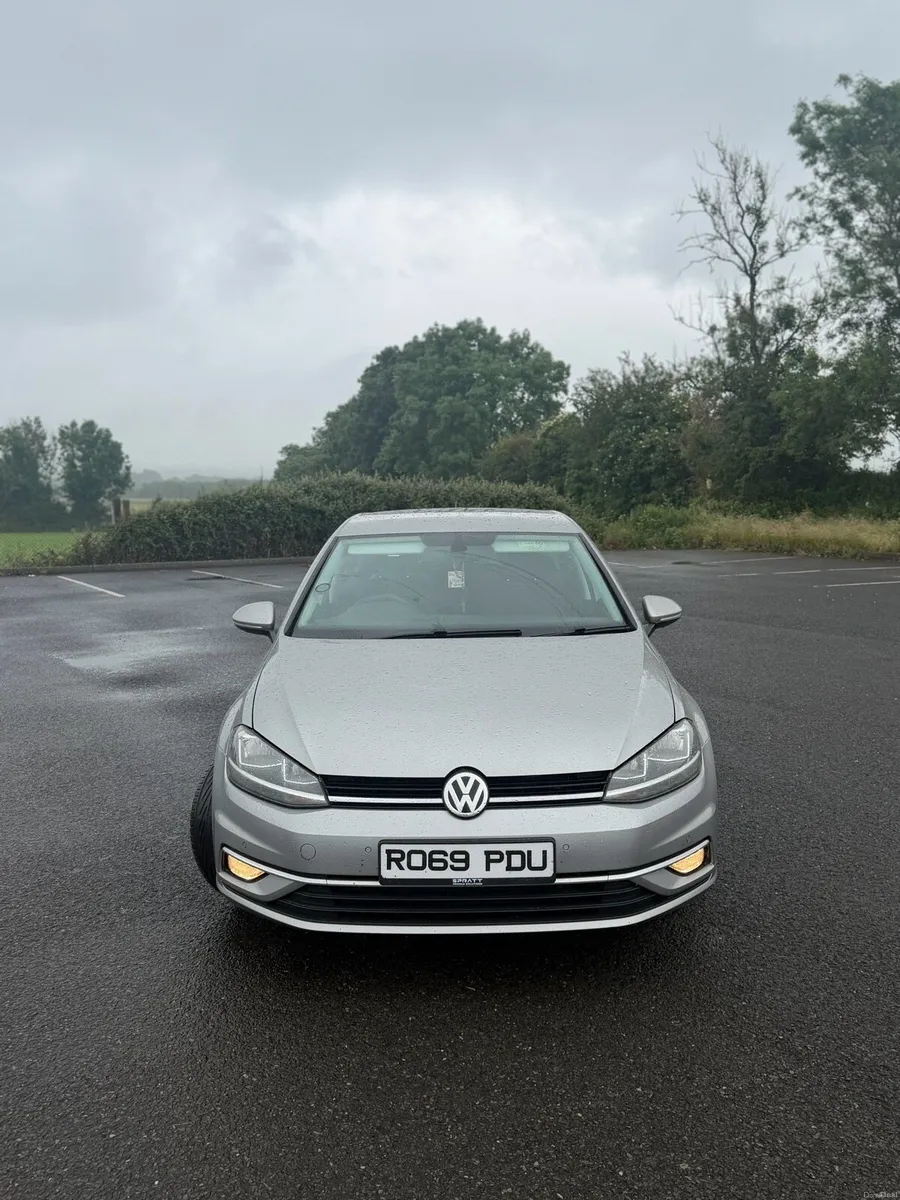 Volkswagen Golf - Image 1