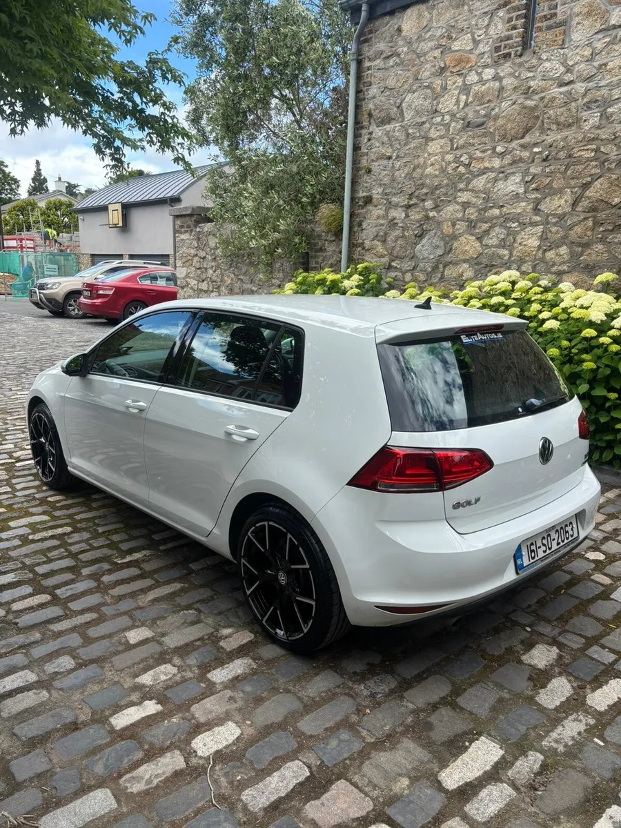 Volkswagen Golf 1.2 petrol - Image 3