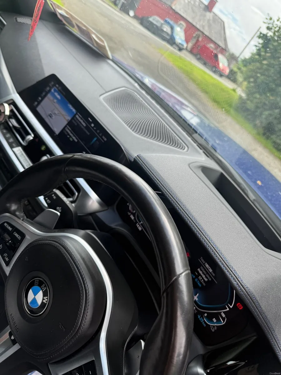 BMW 330e M Sport G20 X Drive - Image 5
