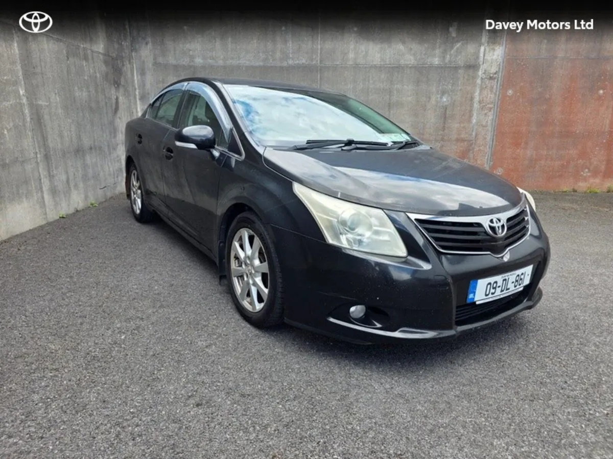 Toyota Avensis D-4D 2.0 OVERMOUNT TR 4DR - Image 1