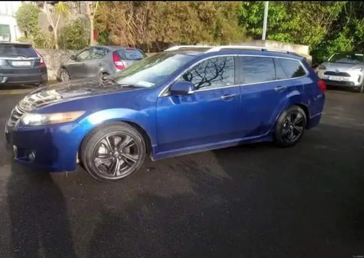 Honda Accord 2009 - Image 1