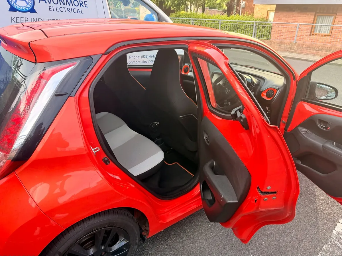 Toyota Aygo 2015 | Excellent Condition | Low KM - Image 2
