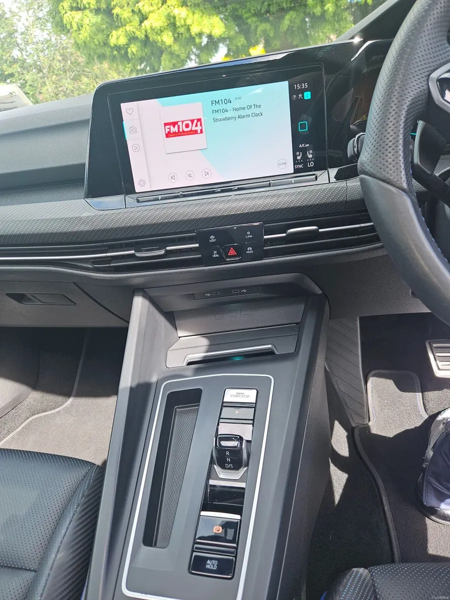 Volkswagen Golf 2021 - Image 2