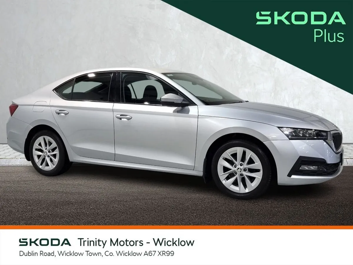 Skoda Octavia ** STUNNING EXAMPLE ** AMBITION ** 1 - Image 1