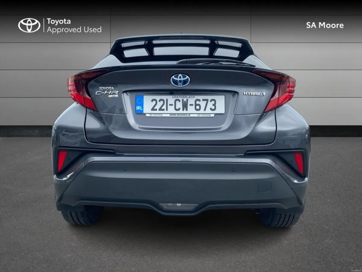 Toyota C-HR HYBRID SOL - Image 4
