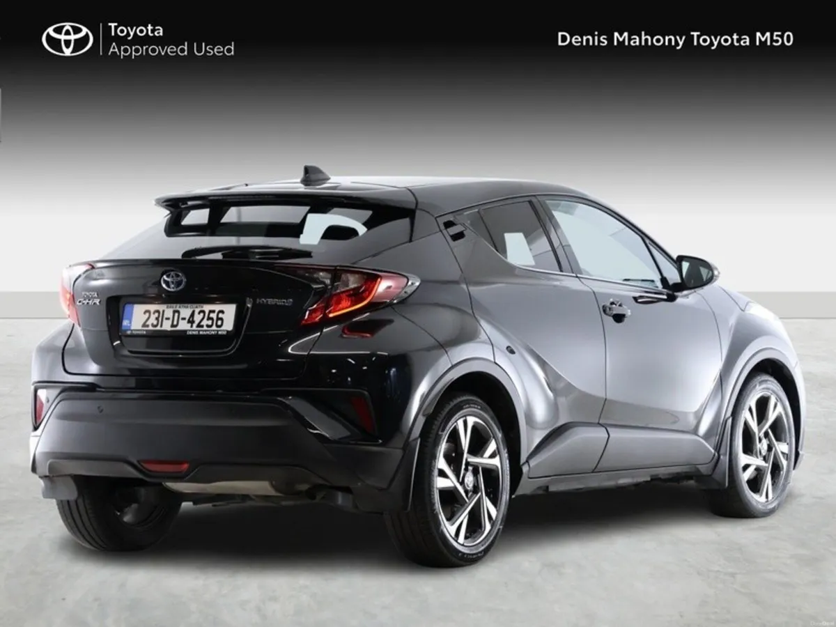 Toyota C-HR Sport Hybrid - Image 2