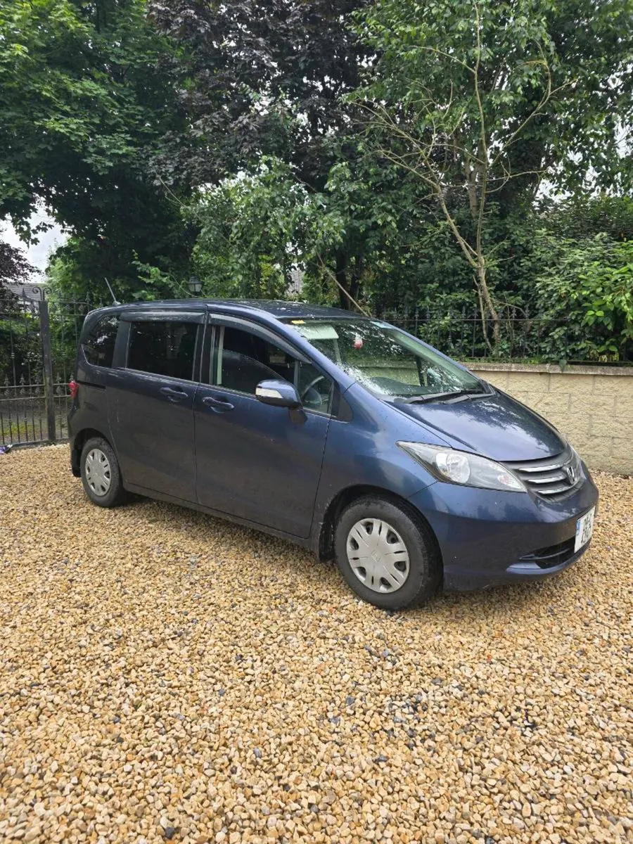 Honda freed 2008 - Image 1