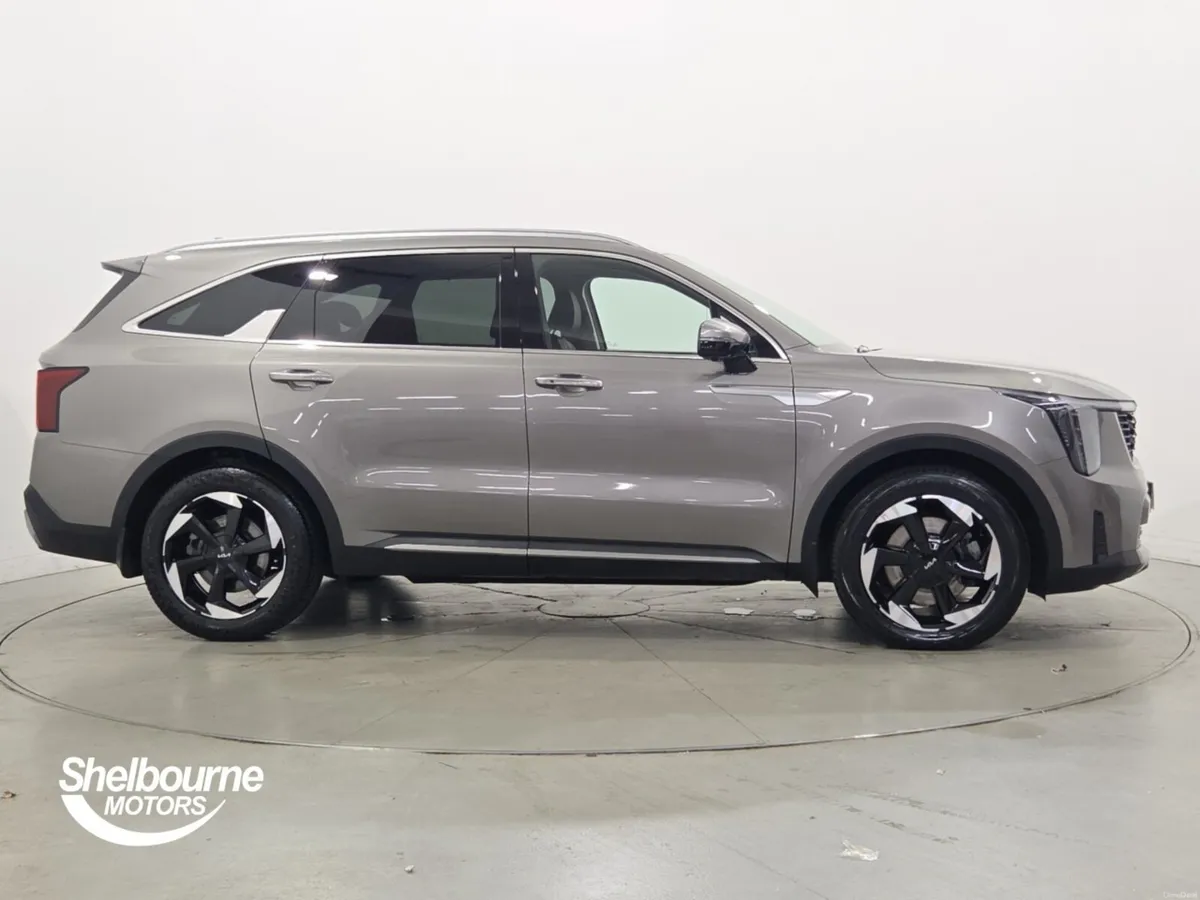 Kia Sorento Diesel Station Wagon 3 - Image 3