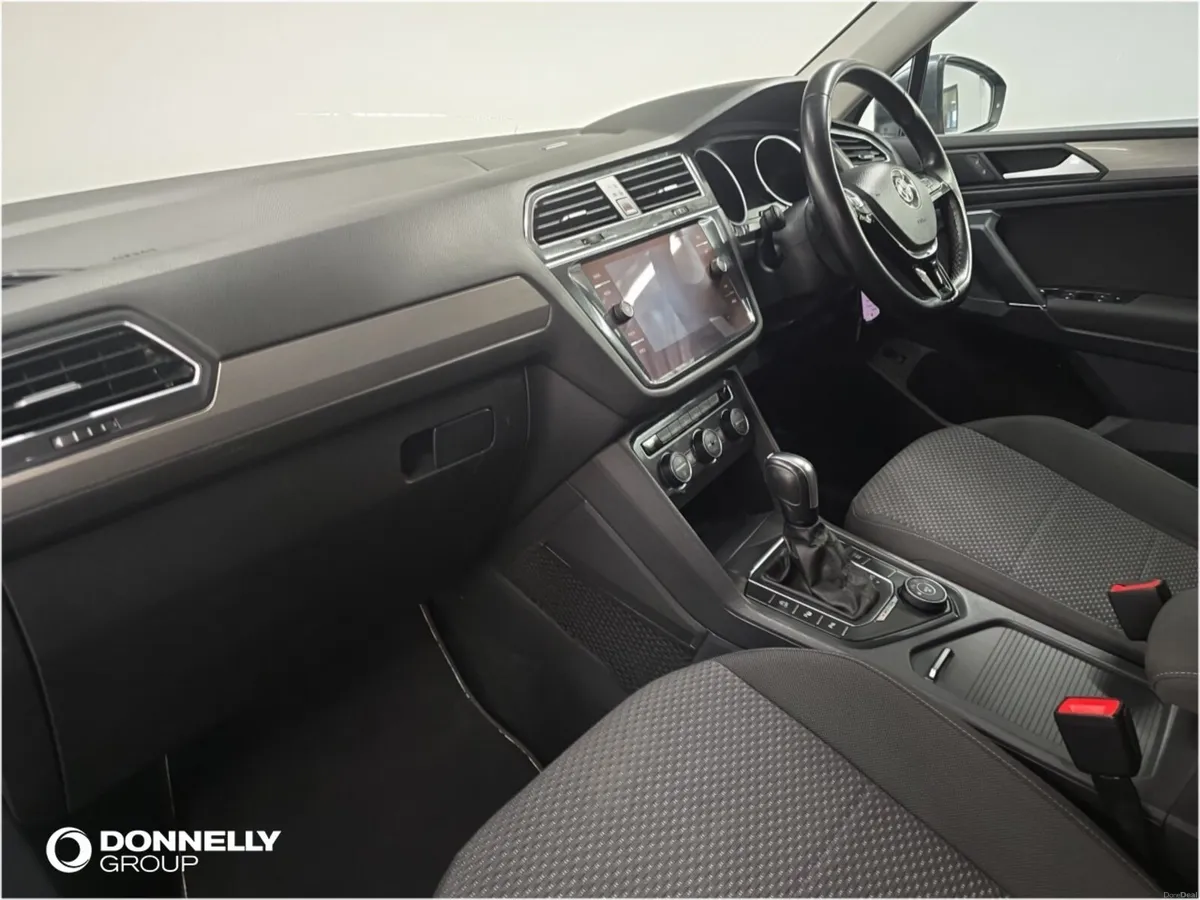 Volkswagen Tiguan Allspace Diesel Estate Match - Image 2