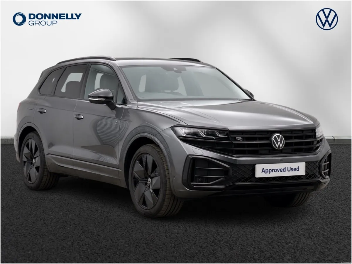 Volkswagen Touareg Diesel Estate Black Edition - Image 1