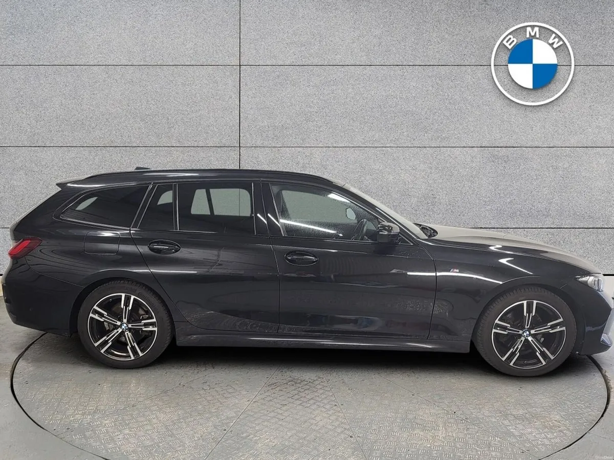 BMW 3-Series 320d M Sport Touring - Image 4