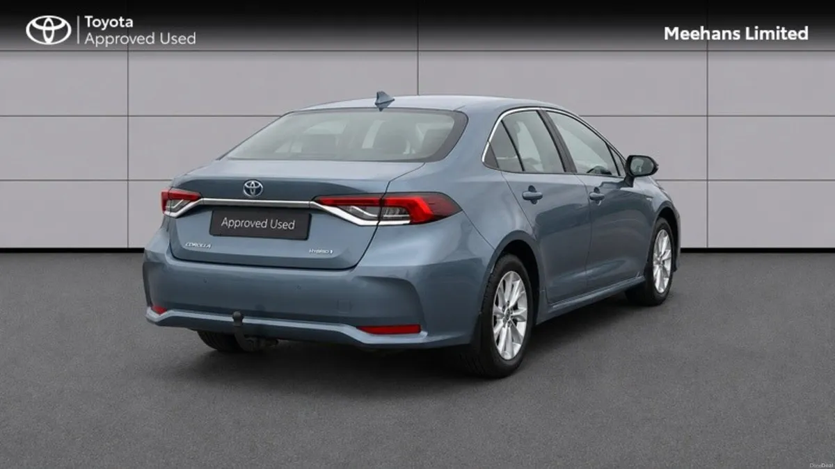 Toyota Corolla COROLLA SALOON LUNA - Image 2