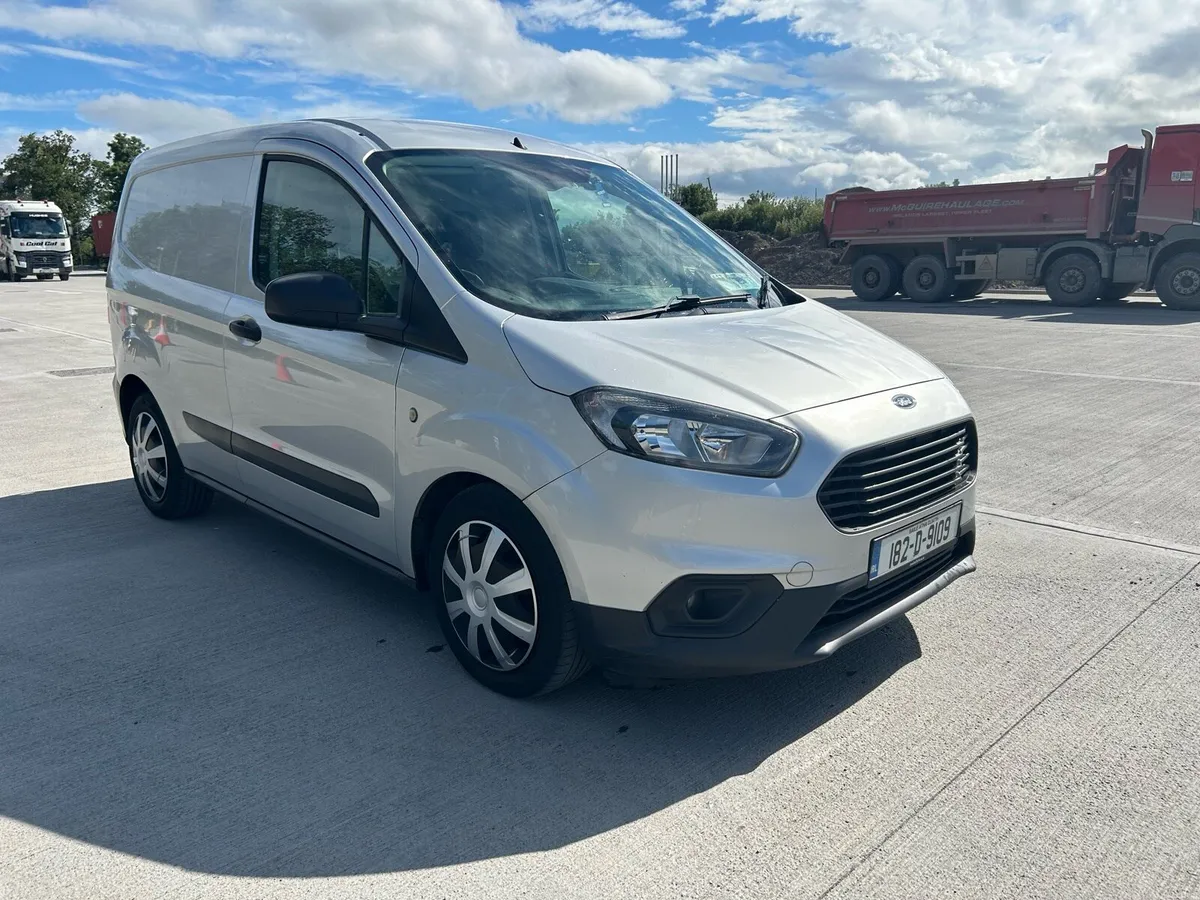 2018 ford transit courier - Image 1