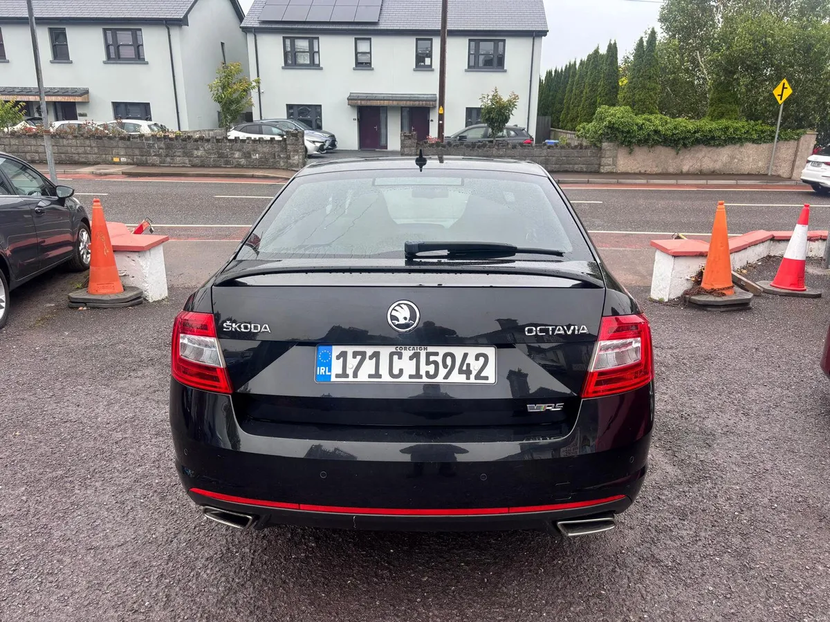 Skoda Octavia 2017  VRS  DIESEL  184BHP - Image 4