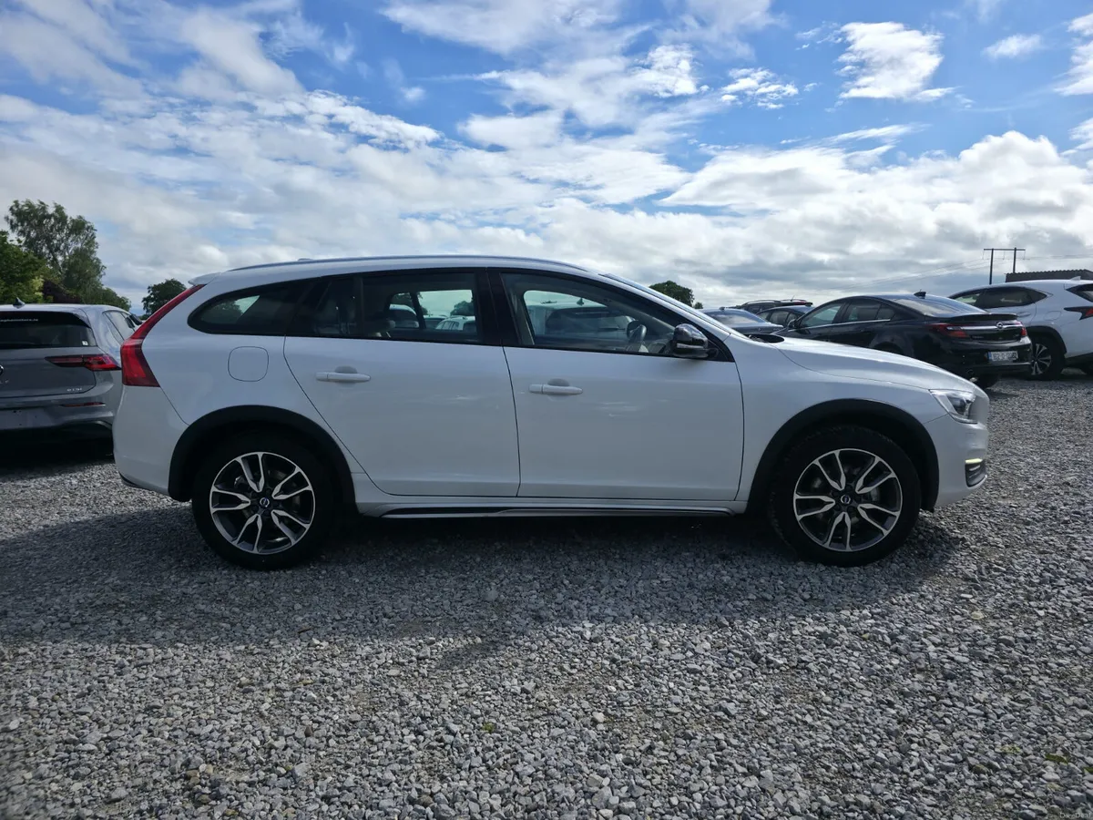 2018 Volvo V60 Cross Country D4 Auto - Image 6