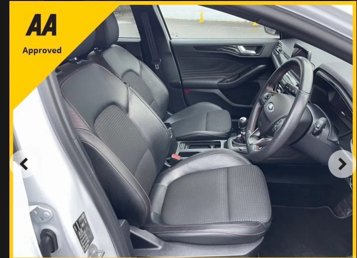Ford focus st line x edition manual - Image 3