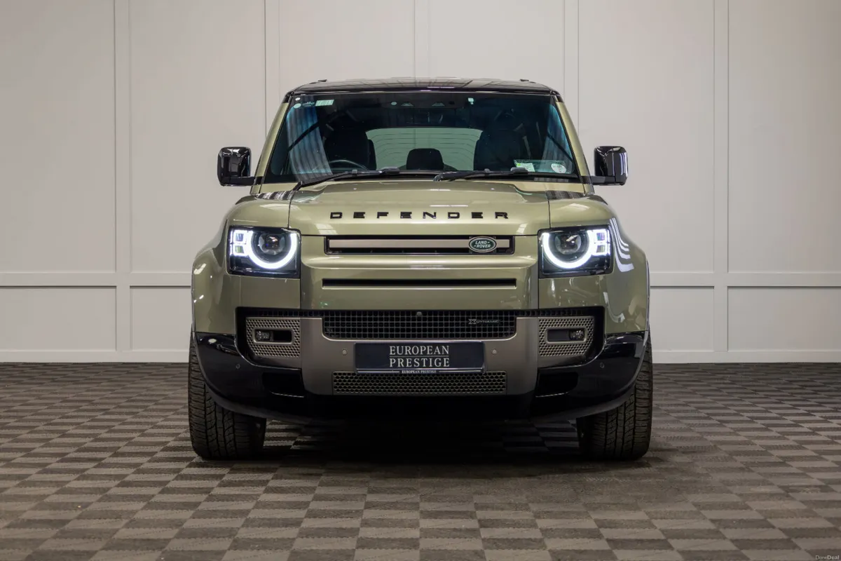 2022 Land Rover Defender 110 P400e X-Dynamic SE - Image 2