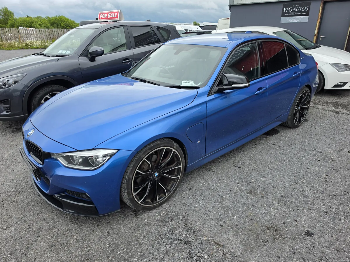 18 330E LOW KMS - Image 2