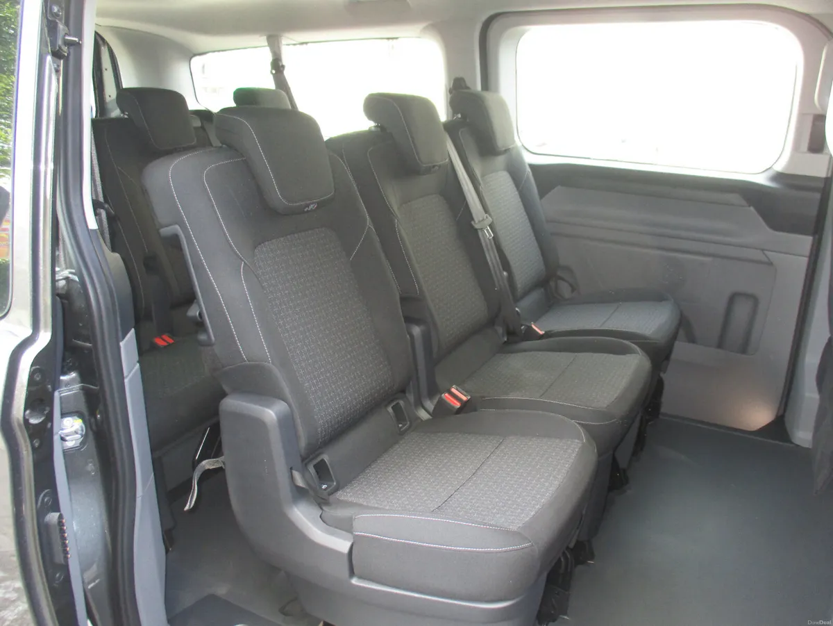 2026 FORD TRANSIT KOMBI 2.5 PHEV 9 SEATER - Image 6