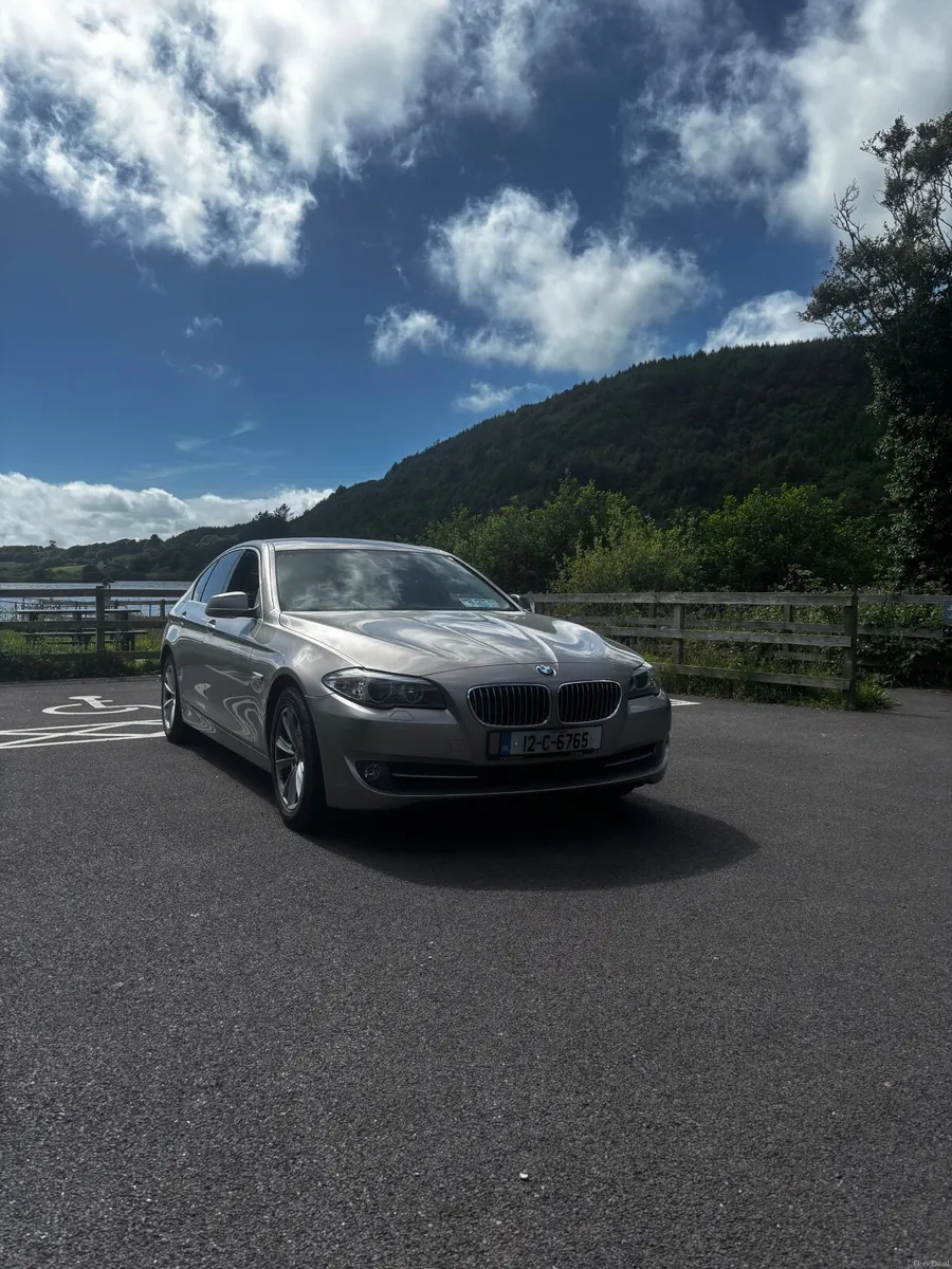 BMW 5-Series 2012 - Image 1