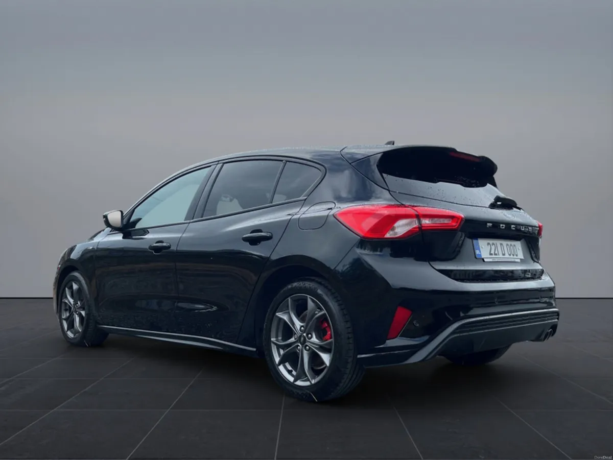 Ford Focus ST-LINE EDITION ECO ECOBLUE - Image 4