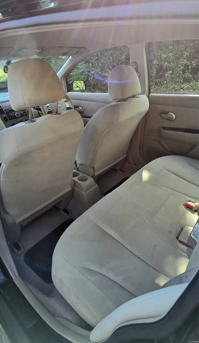 Nissan tida - Image 5