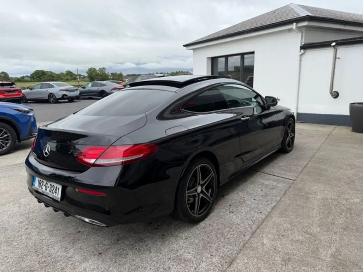 Mercedes-Benz C-Class C220 D AMG Line Premium Plus - Image 4