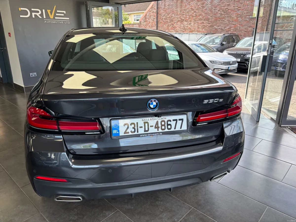 231d BMW 530E  M-Sport - Image 3