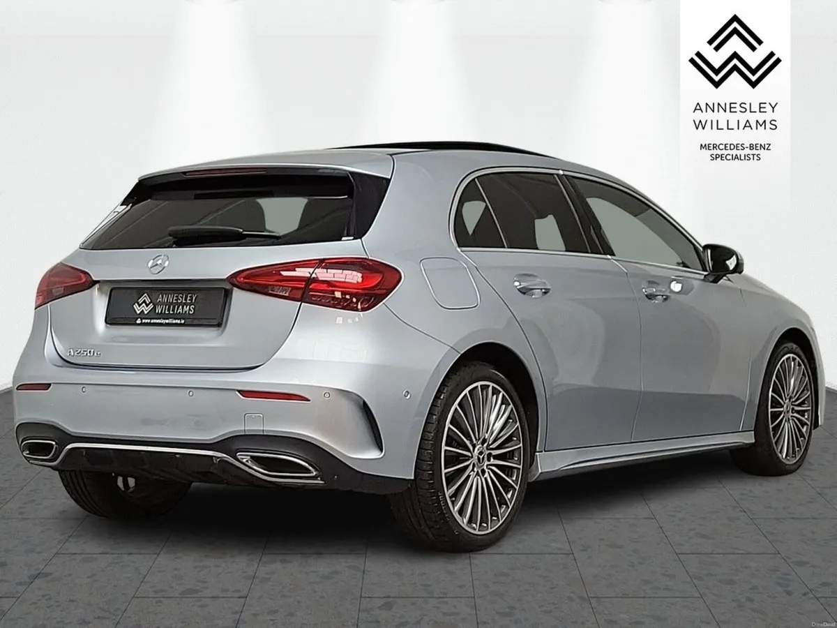 Mercedes-Benz A-Class A250e AMG Premium + - Image 6