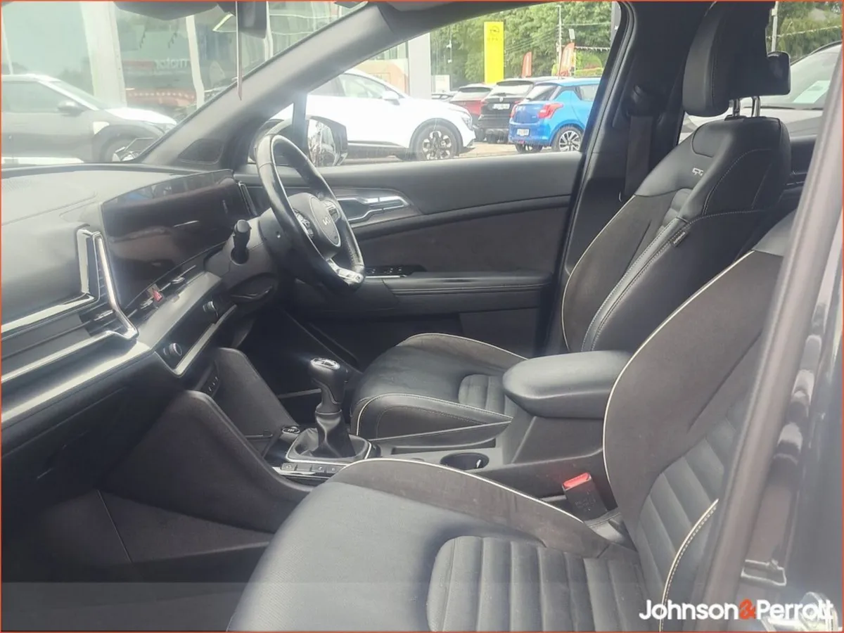 Kia Sportage GT Line SR MHEV - Image 3
