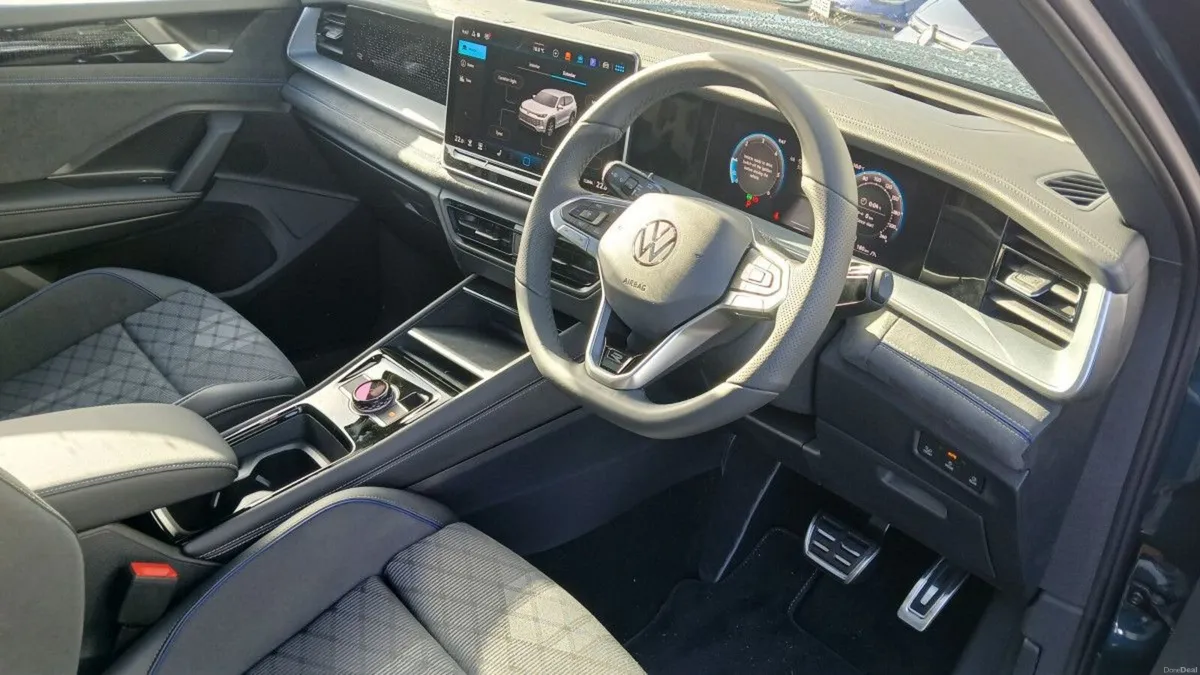 Volkswagen Tayron R-Line Edition 75 DSG 2.0 TDI 15 - Image 5