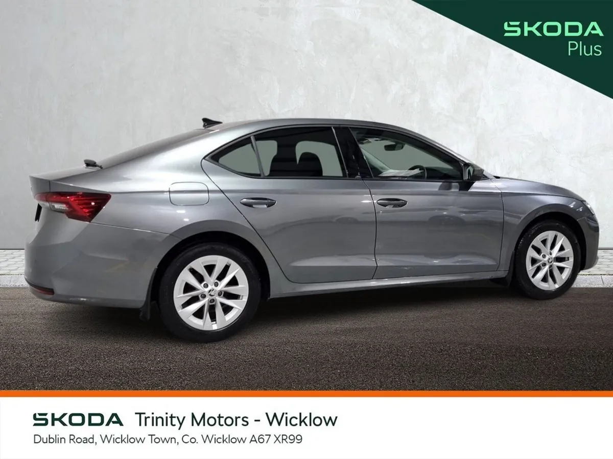 Skoda Octavia ** BEST VALUE ** STUNNING CAR ** SEL - Image 3