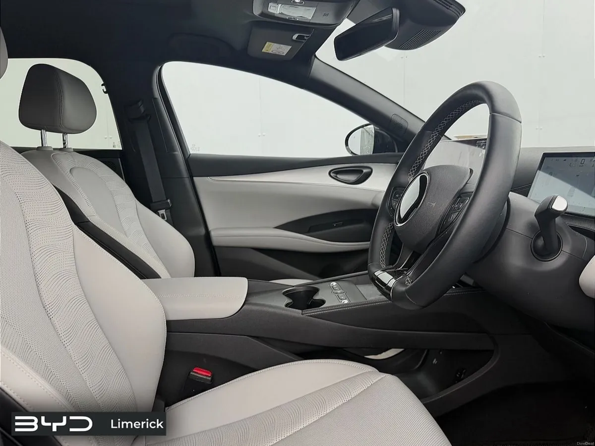 BYD Seal 6 Comfort Touring DEMO Model!! - Image 4