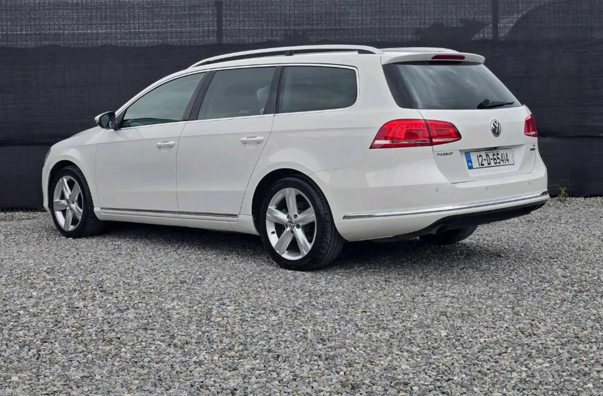 2012 Volkswagen Passat 1.4 TSI HIGHLINE Estate - Image 4