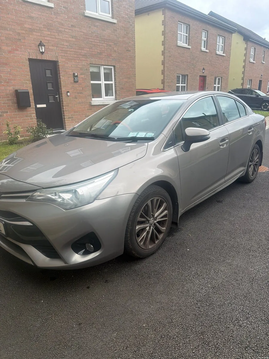 2015 Toyota Avensis - Image 3