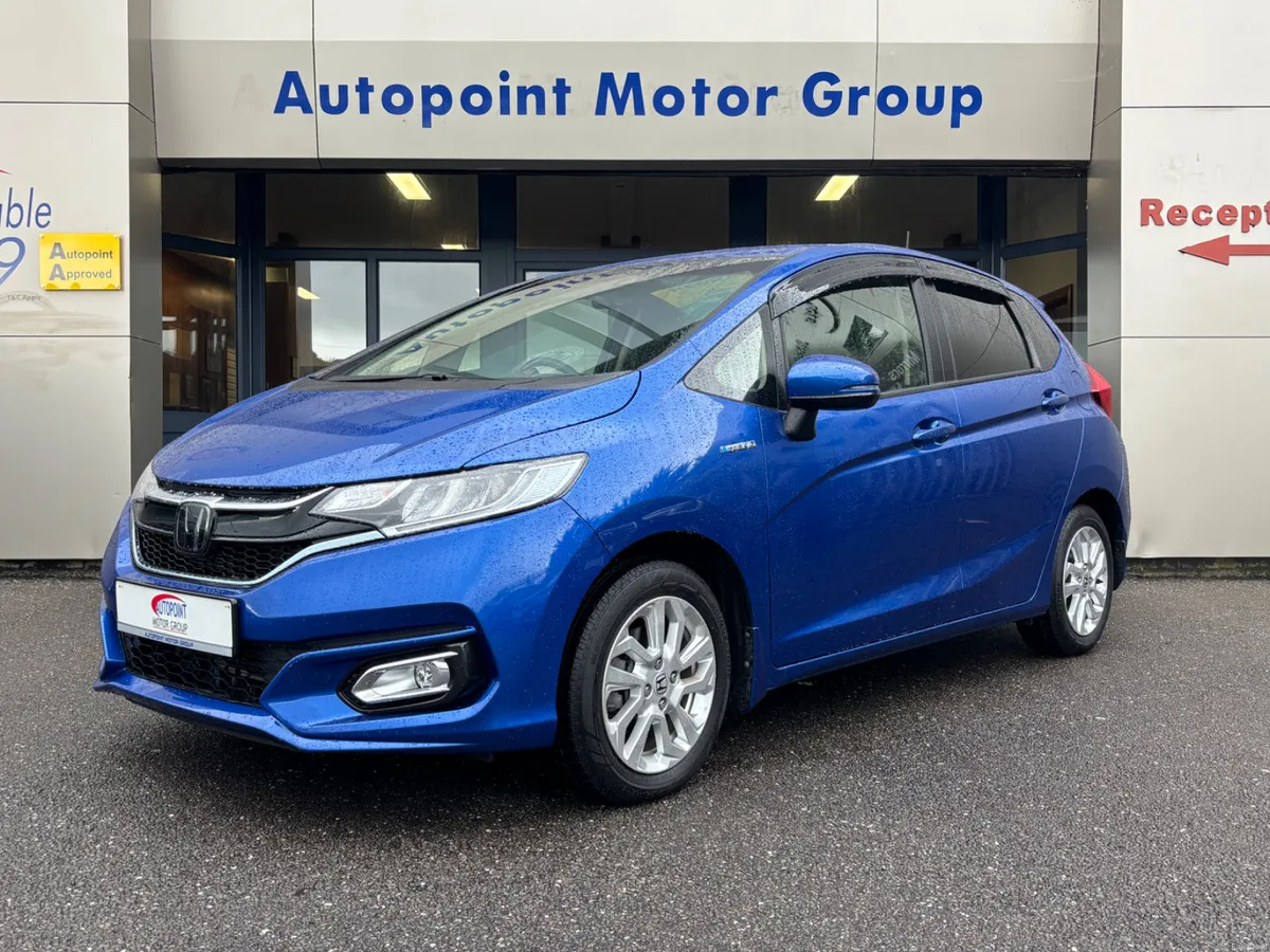1.5i HYBRID L PACKAGE - SAVE 2000eur - Image 1