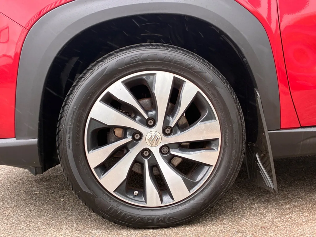 Suzuki SX4 S-Cross 1.4 BOOSTERJET MIL MOTION 5DR - Image 4