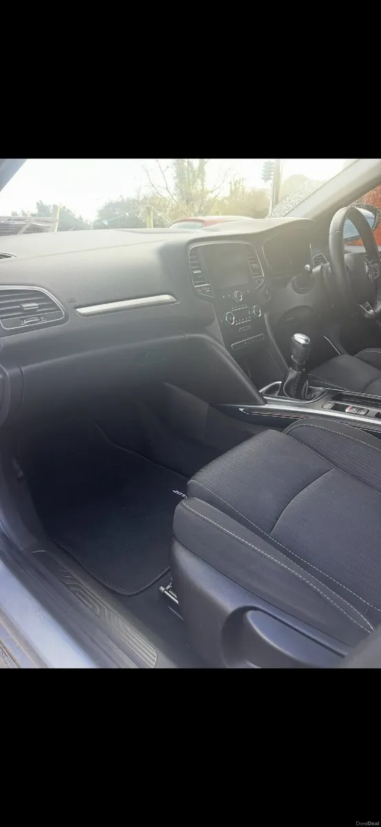 Renault Megane 2019 - Image 3