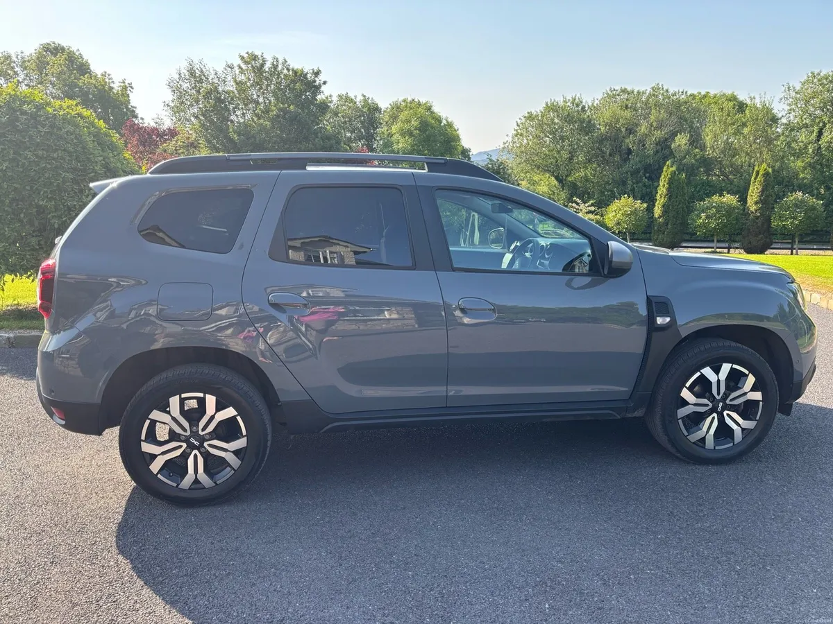 242 Dacia Duster Journey 1.5 Diesel - Image 5