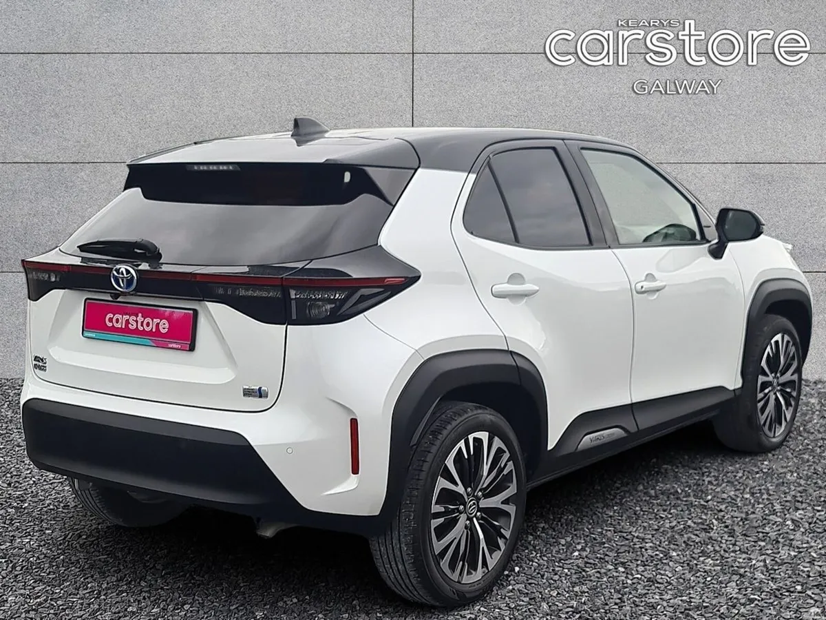 Toyota Yaris Cross Hybrid - Image 3