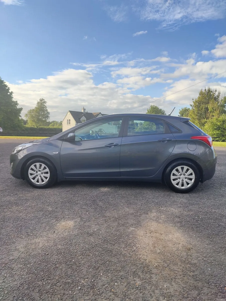 Hyundai i30 2015 - Image 2