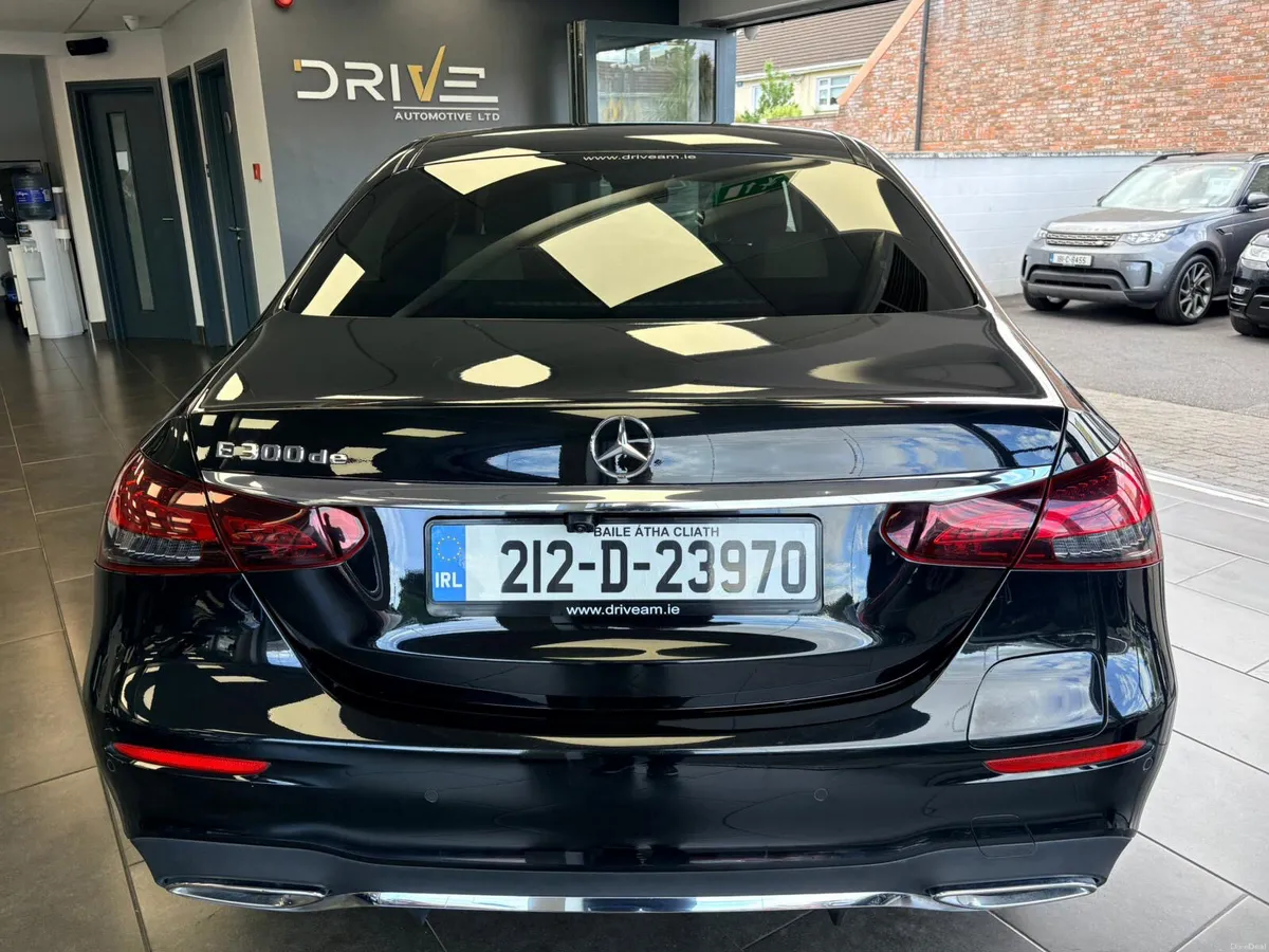 Mercedes-Benz E-Class 2021 - Image 3