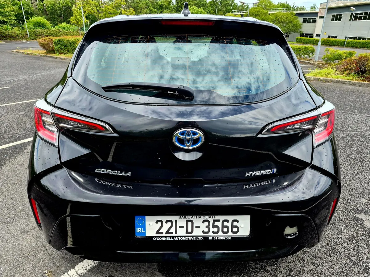 2022 TOYOTA COROLLA LUNA HYBRID - Image 4